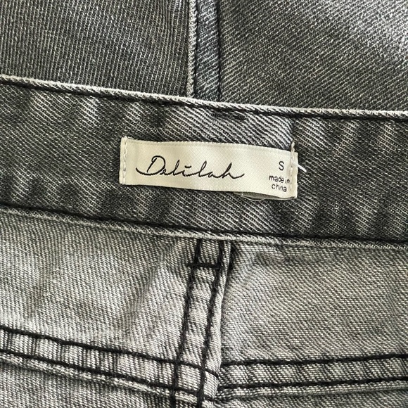 Delilah Heart High Waist Shorts - Picture 4 of 5